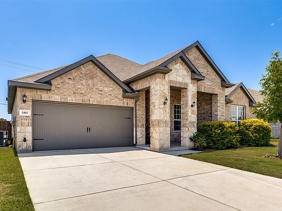 2nd image of 1404 Lakeview Dr