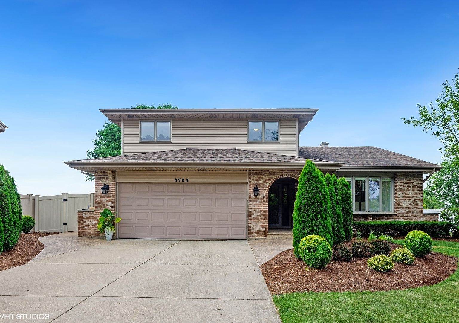 8708 Coventry Dr, Woodridge, IL 60517 Zillow