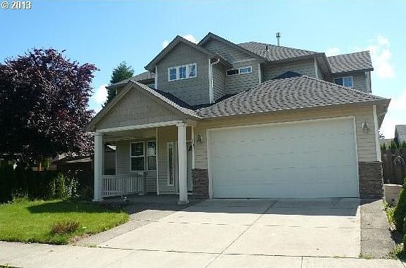 1st image of 1011 NE 102nd Ave