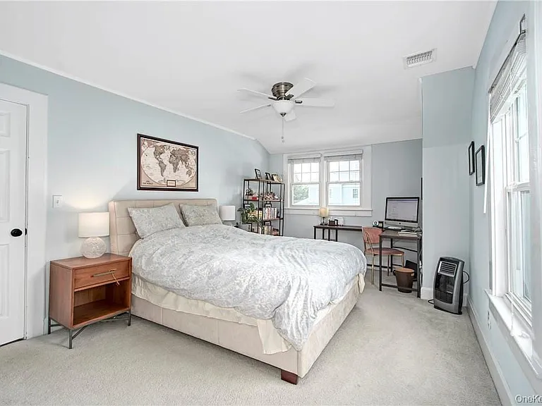 18 Elmwood Ave — Photo 18