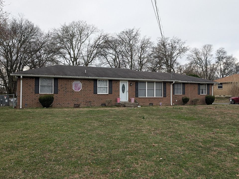 2nd image of 144 Wessington Pl