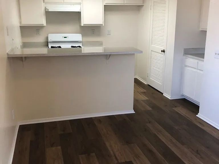 13517Trac — Photo 6