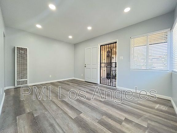 4th image of 4706 Catalpa St APT D