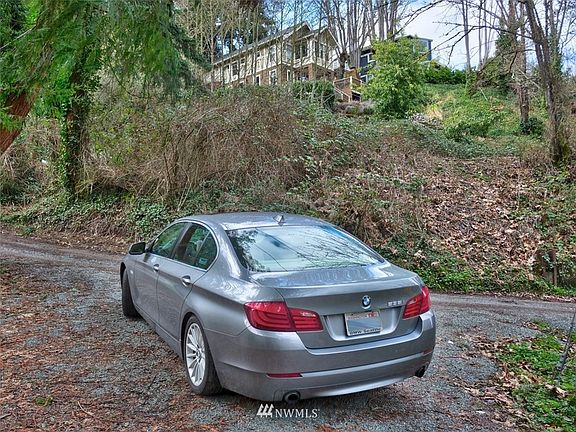 Off street parking across from the lot.>