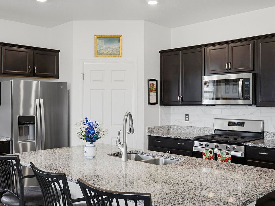 1st image of 735 Camberly Dr