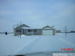 8949 Dolphin Rd, Princeton, MN 55371