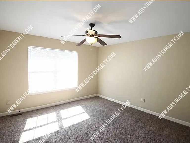 13759 Post Oak Ln — Photo 4