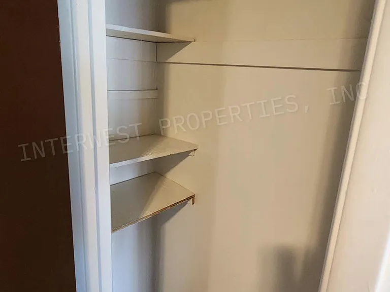 32 SE 60th Ave #1 — Photo 9