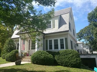 25 Pierpont Rd, West Roxbury, MA 02132