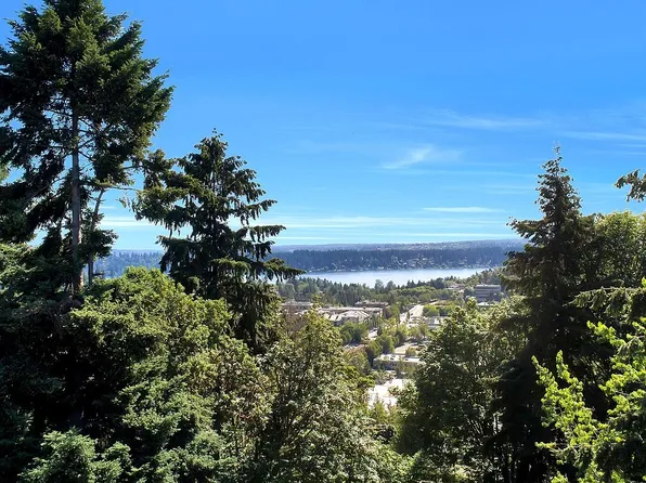 2906 74th Ave SE, Mercer Island, WA 98040