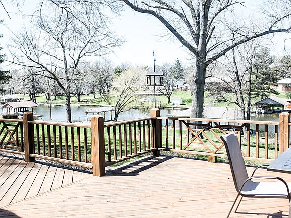 Large Deck / Lake View