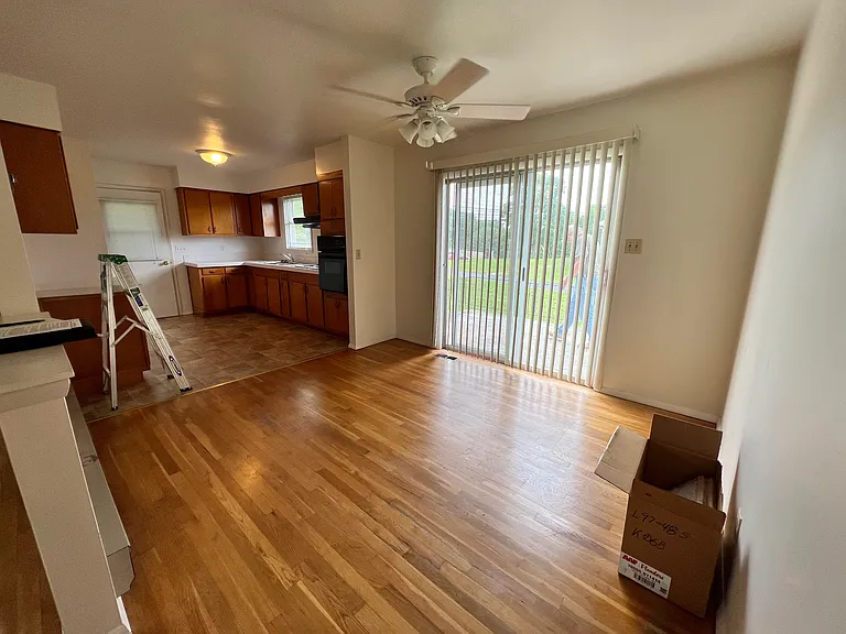 101 Londonderry Rd — Photo 10