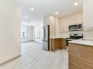 400 Dorchester St #307, Boston, MA 02127