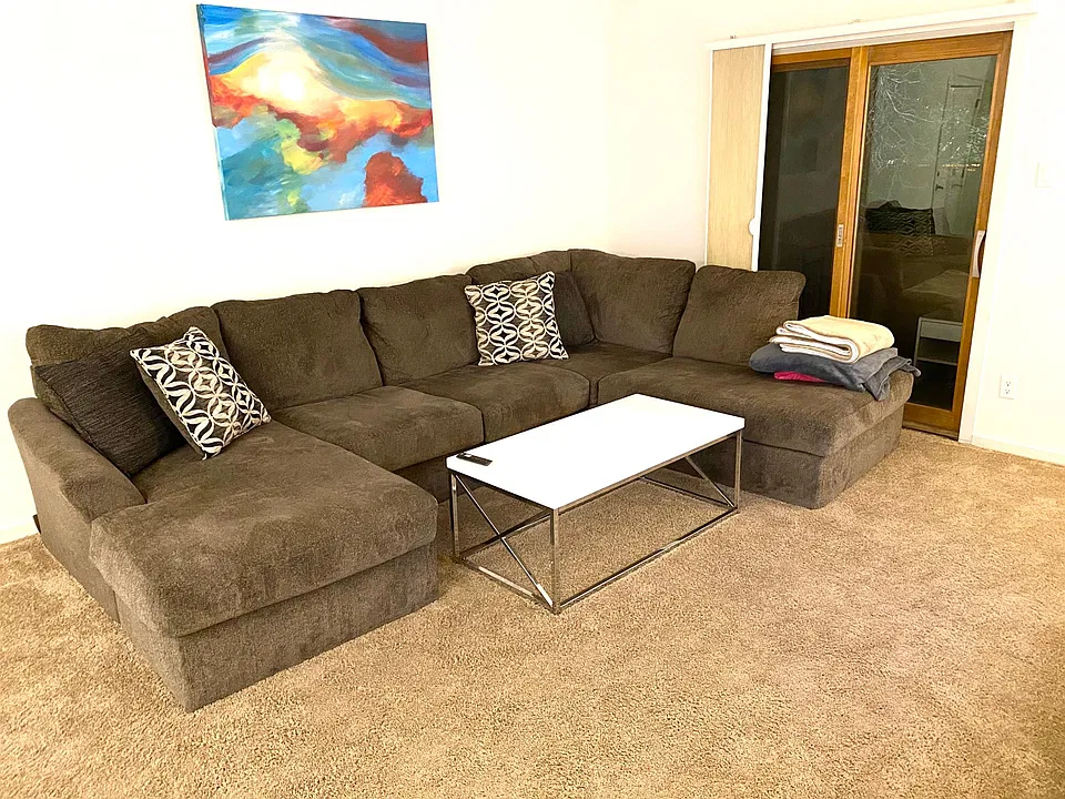 601 W San Mateo Rd #15
