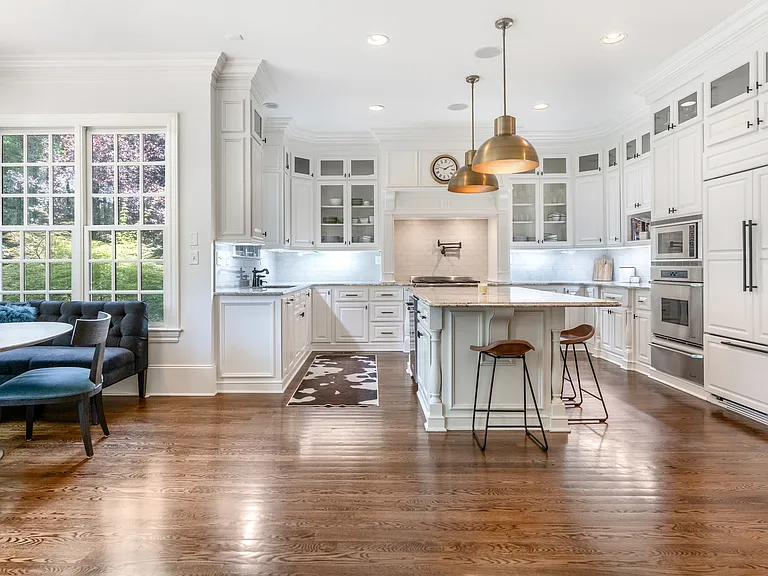 5910 Saint John Ln — Photo 15