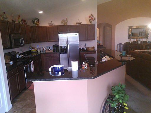 3rd image of 122 Gladesdown Ct