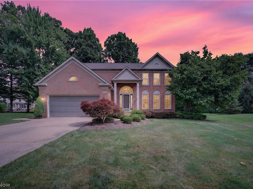 1st image of 2883 Hawkins Ln