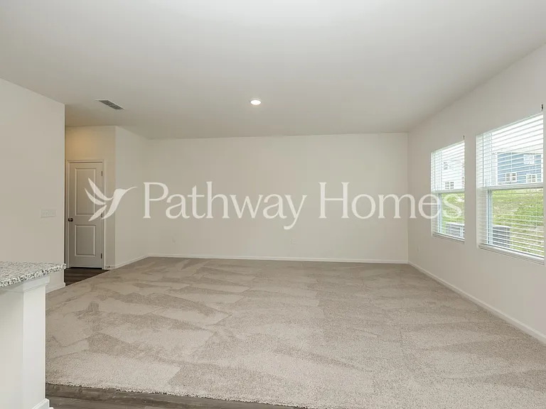 1058 Large Poppy Dr — Photo 5