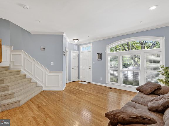 3rd image of 9045 McPherson St