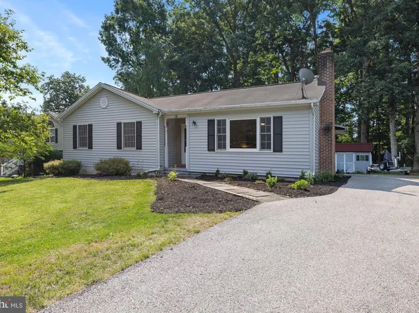 16 Halleck Dr, East Berlin, PA 17316