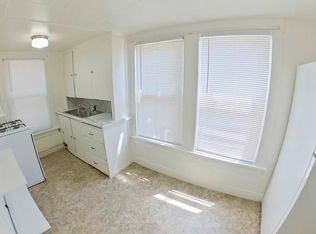 724 Poyntz Ave APT 4, Manhattan, KS 66502