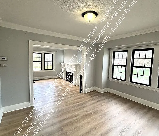 983 Greyton Rd — Photo 7