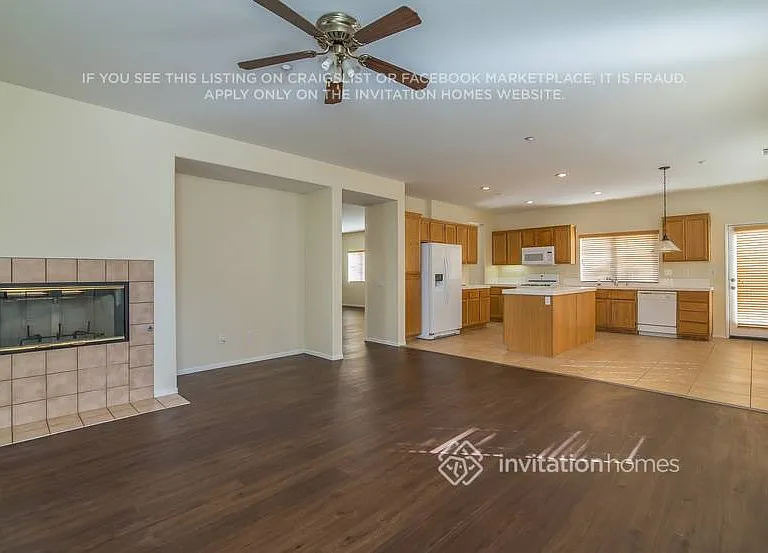 7833 Calle Del Rio St — Photo 9