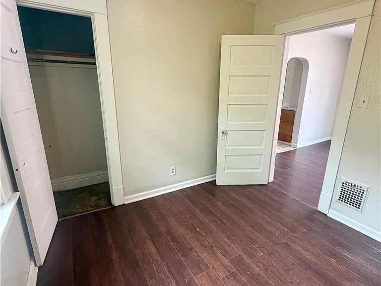 2237 Ontario Ave — Photo 11