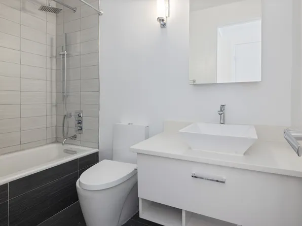 330 East 38th Street image 7 of 20