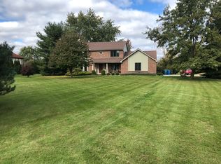 7210 Salisbury Rd, Maumee, OH 43537