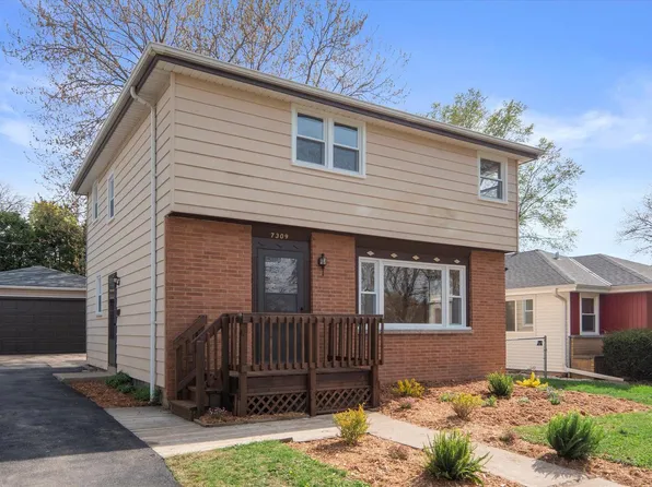 7309 West Carmen AVENUE, Milwaukee, WI 53218