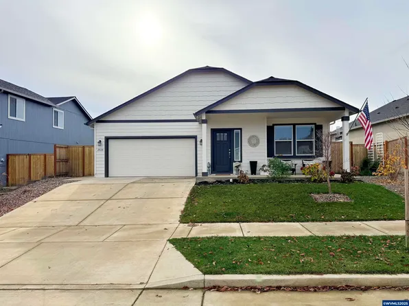 2828 Essex Ave, Albany, OR 97321
