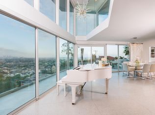 8437 Carlton Way, Los Angeles, CA 90069