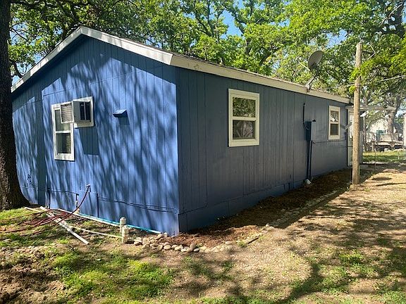 5th image of 423 Shady Ln