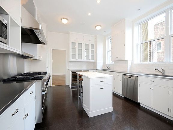 2nd image of 73 E 79th St Floor 9