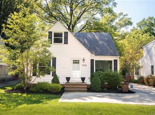 1210 Dover Center Rd, Westlake, OH 44145