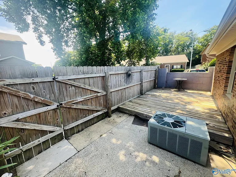 8142 Oldfield Rd SW #6E — Photo 11