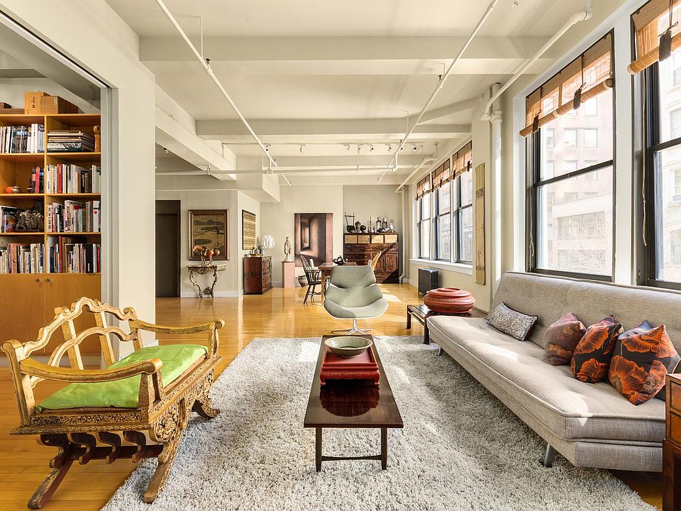 1st image of 110 W 25th St APT 3