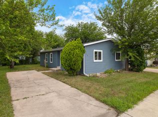 1139 Barry Ln, Sauk Village, IL 60411