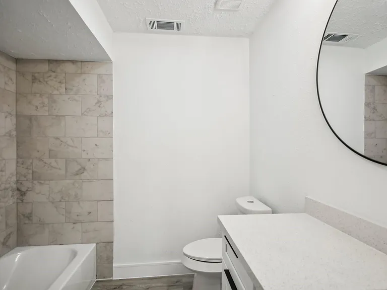 11615 Henley Dr — Photo 27