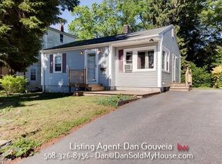 15 Clinton St, Taunton, MA 02780