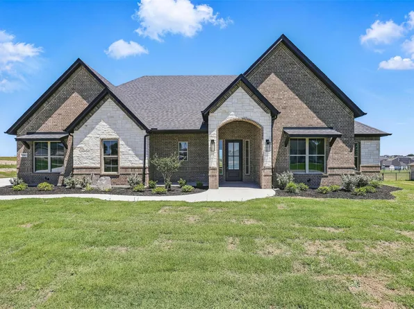 1065 Uplift Dr, Weatherford, TX 76087