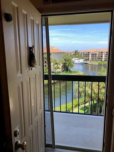 1st image of 1001 Seafarer Cir APT 506