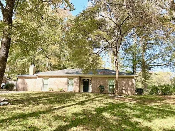 219 Merrybrook Dr, Lagrange, GA 30241