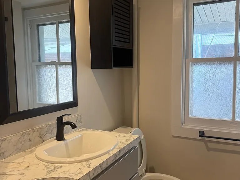 233 N Market St #2 — Photo 4