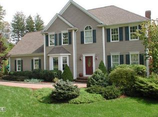 30 Upper Reservoir Rd, New Milford, CT 06776