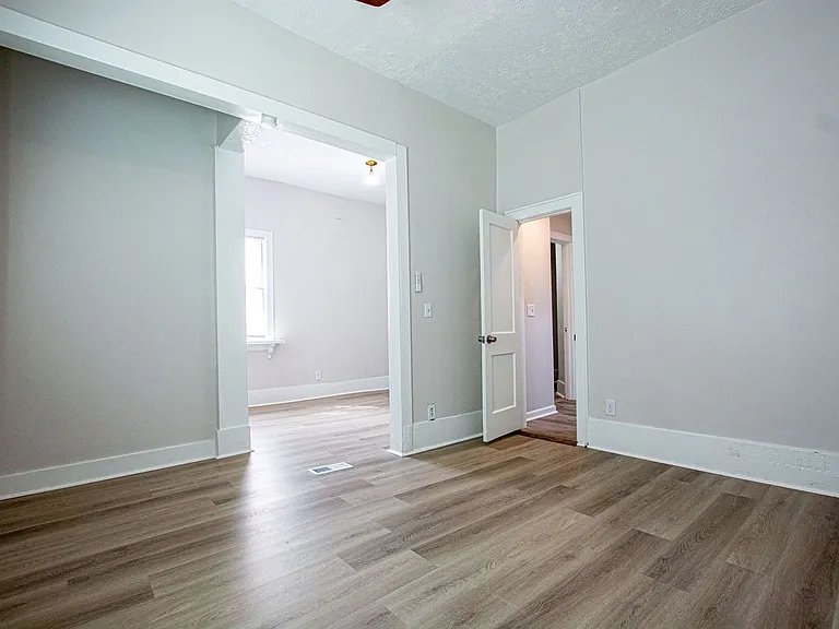 117 S 39th St — Photo 21
