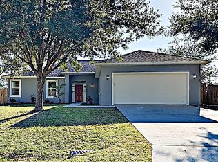 975 Cloverleaf Ave SE, Palm Bay, FL 32909