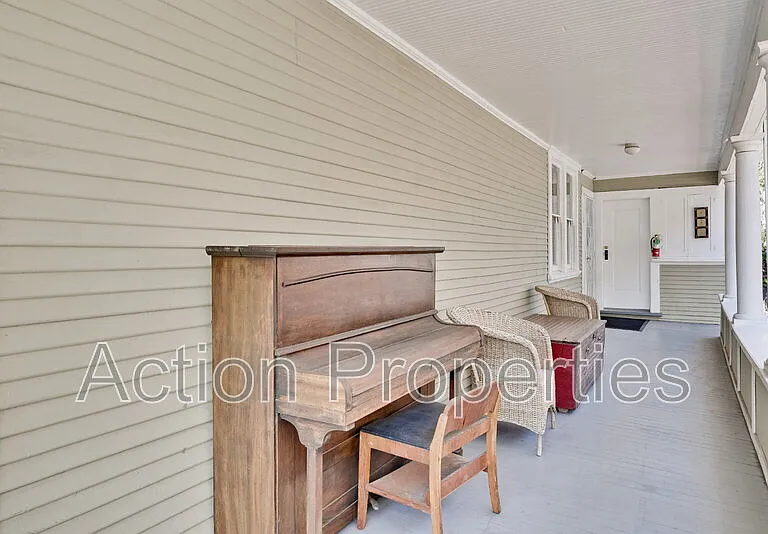1610 California St #1 — Photo 18