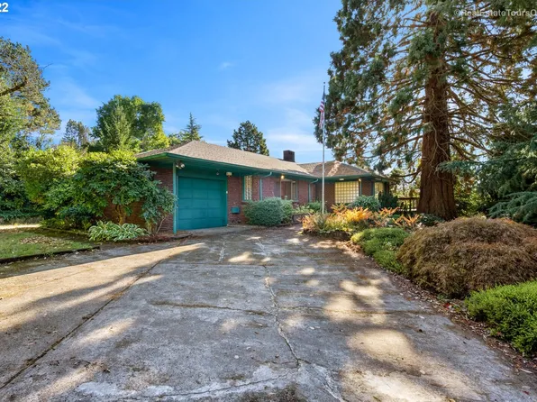 9314 NE Sacramento St, Portland, OR 97220